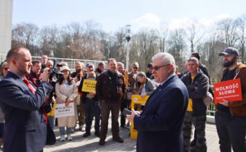 Pastor’s trial a success for Protestants! Hearing adjourned. “We’re going for freedom!”